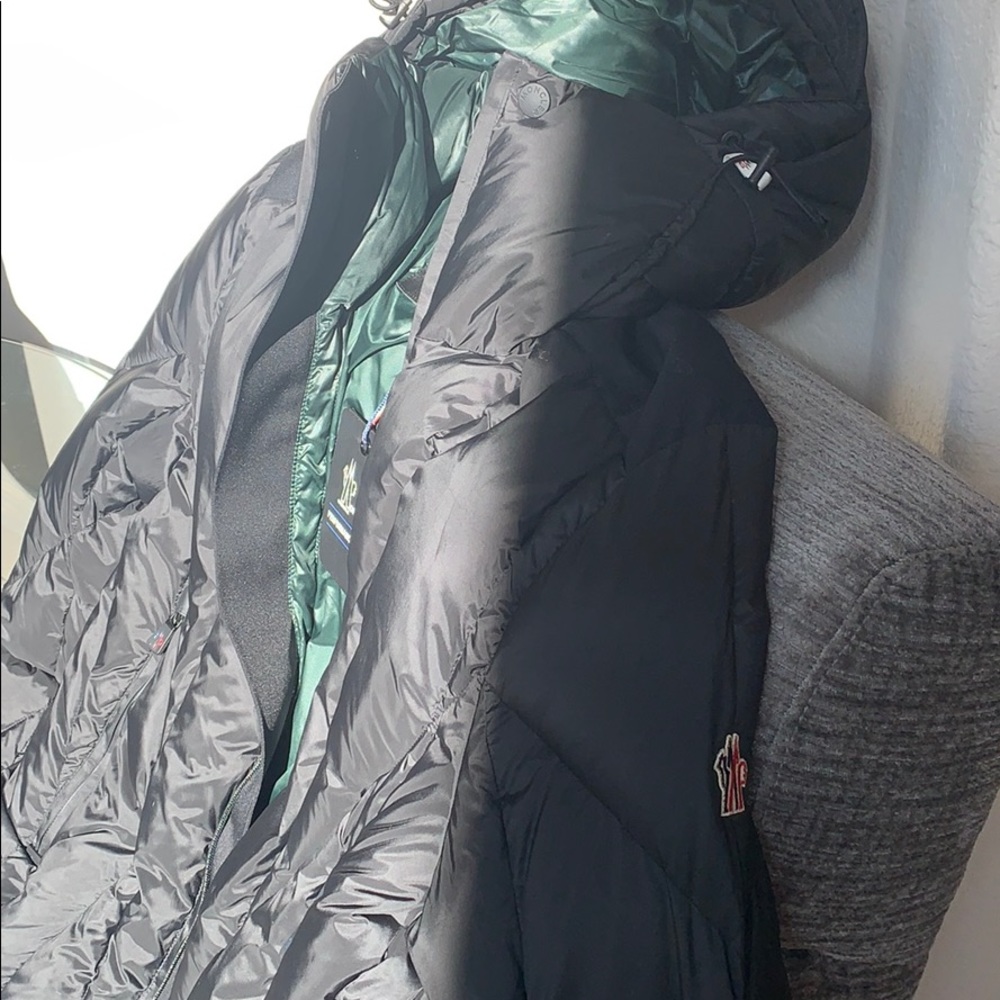 Moncler Grenoble Men’s Coat size 7(XL) Black/GRN